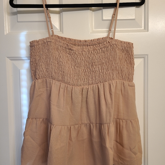 Paper Crane Tess Smocked Top in Blush - Picture 2 of 4